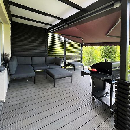 Pergola House In A Green Oasis With Fantastic View Lejlighed Petrovaradin Eksteriør billede