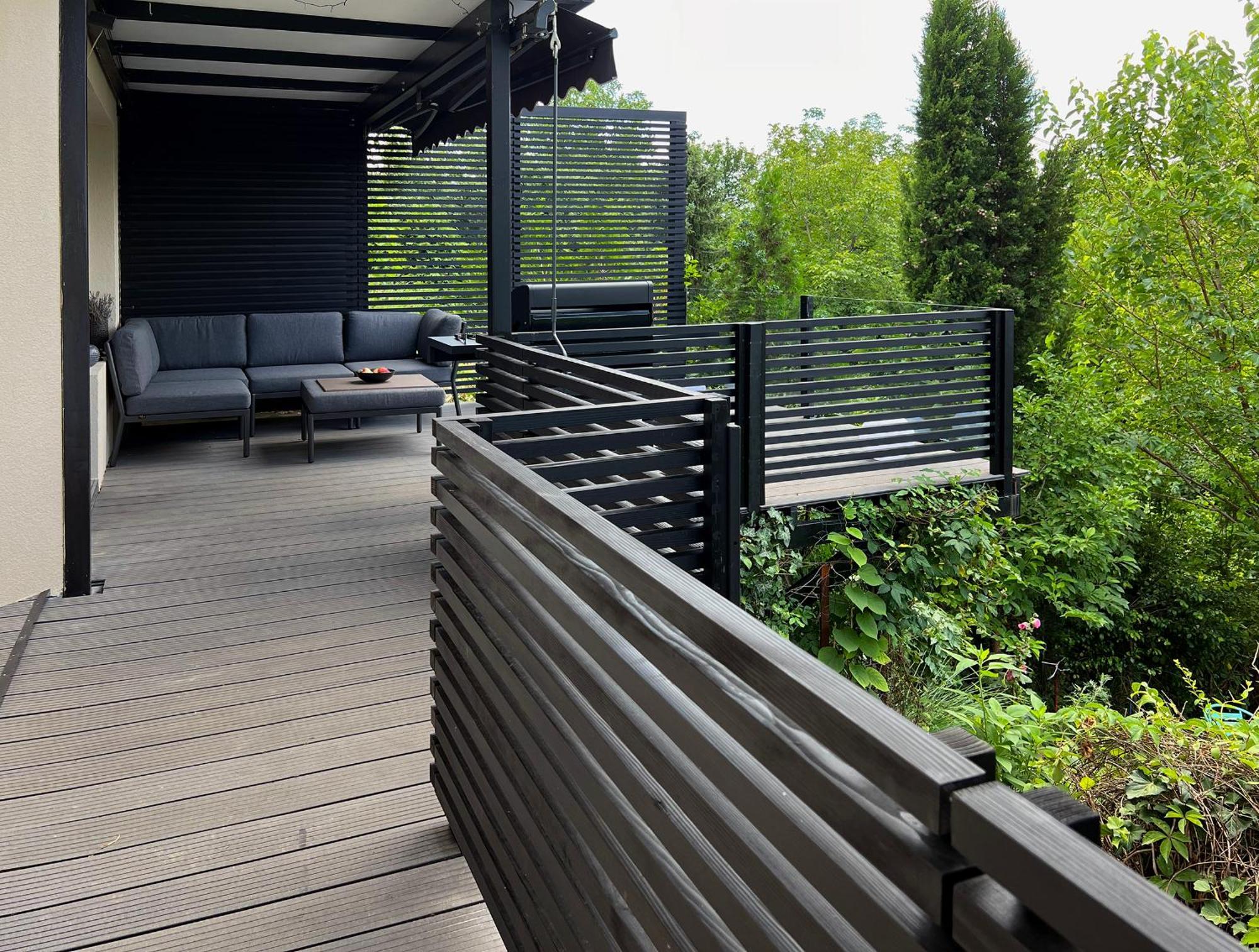 Pergola House In A Green Oasis With Fantastic View Lejlighed Petrovaradin Eksteriør billede